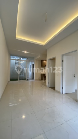 Dijual Rumah di Taman Ubud Permata Timur Lippo Karawaci SHM