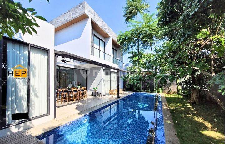 Rumah Mewah Puri Arga Golf Bsb Semarang ! Dekat Danau Siap Huni