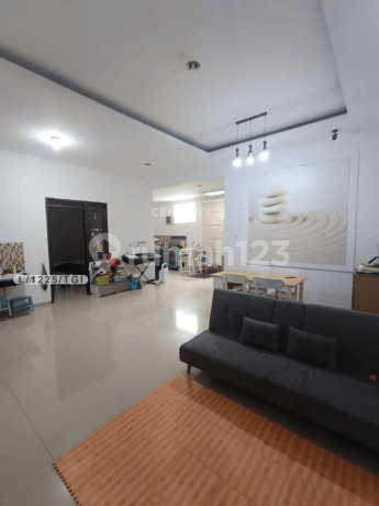 Rumah Full Furnished Siap Huni di Taman Holis Indah 1 Bandung Rumah Full Furnished Siap Huni di Taman Holis Indah 1 Bandung