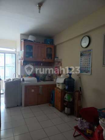 Murah Banget!! Dijual Apartemen Casablanca East Residen, Lantai 7, Lokasi Atrategis,Siap Huni, Shm**Mel