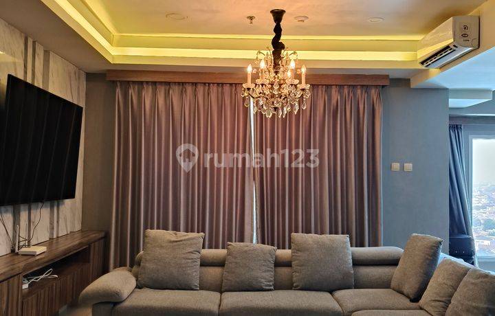 Apartemen Meruya 3 Br Mezzanine Maqna Residence Semi Furnished Jakarta Barat