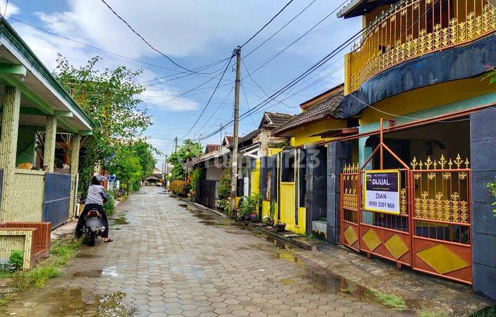 Hunian Bagus 2 Lantai Bumi Krakatau Permai