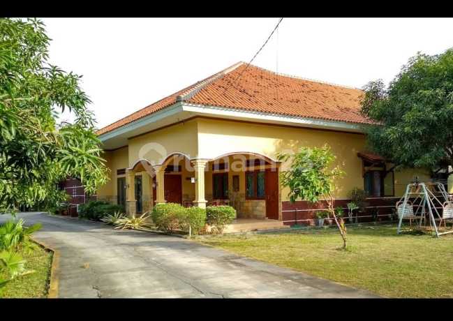 Hunian Semi Villa Furnished Griya Serdang Indah Hunian Semi Villa Furnished Griya Serdang Indah