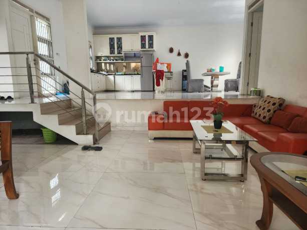 South Facing Dago Pandawa House Cozy Good Unfurnished SHM Dago, Bandung South Facing Dago Pandawa House Cozy Good Unfurnished SHM Dago, Bandung