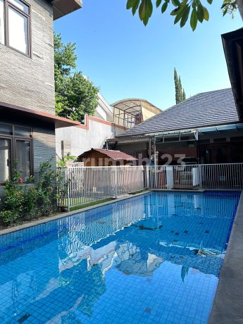 Exclusive Rumah Bagus Budi Asih Ada Kolam Renang Exclusive Rumah Bagus Budi Asih Ada Kolam Renang