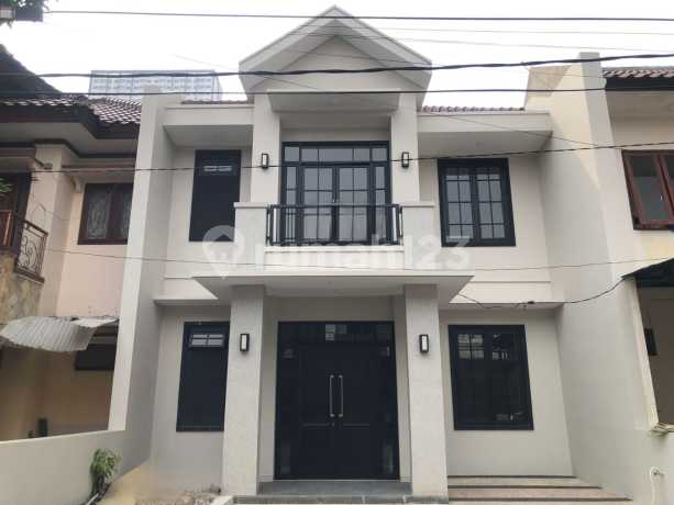 Jual Rumah Baru Minimalis Kuda Dua Regency 2 Lantai Semi Furnish