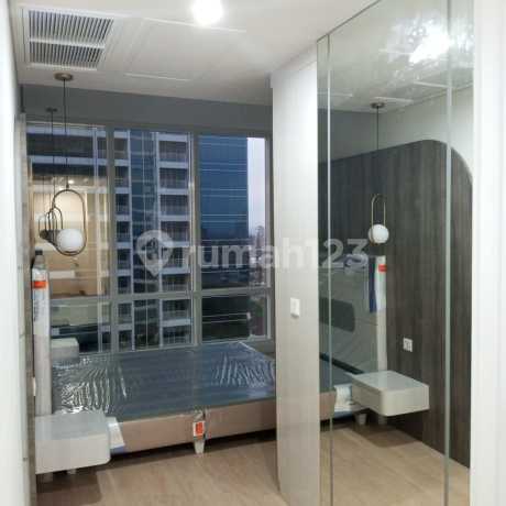 Jual Apartemen One Galaxy 3 BR Baru Gress Lantai 21 Semi Furnish