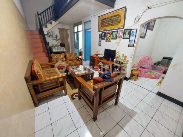 Dijual Rumah cocok untuk usaha Lokasi startegis di Melong Cijerah Bandung