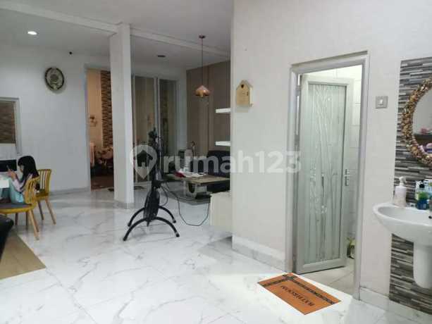 For Sale House in Jelambar, Grawisa, Grogol Pertamburan, West Jakarta