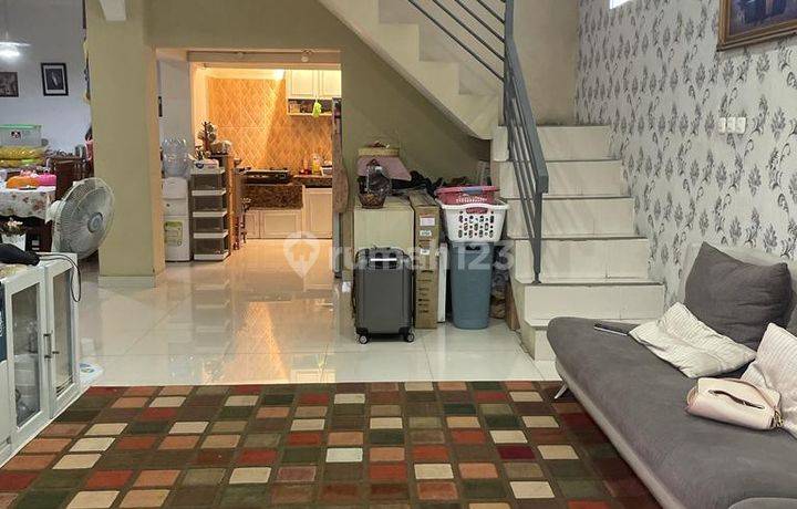 Rumah Nyaman Strategis Hook di Jalan Waas Batununggal
