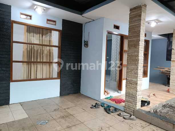 Comfortable Ready-to-Occupy House in Permata Kopo Comfortable Ready-to-Occupy House in Permata Kopo
