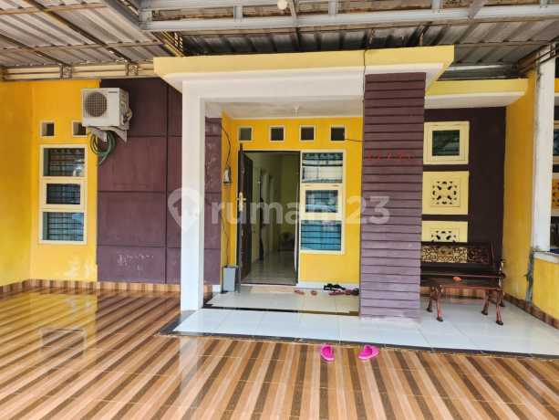 Di jual rumah tempat tinggal perumahan graha puri cluster angsana HGB Bagus