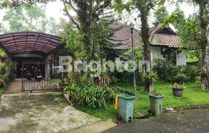 RUMAH MEWAH HARGA SANGAT MURAH DI LINGKUNGAN ELIT KAKI GUNUNG GEDE BOGOR