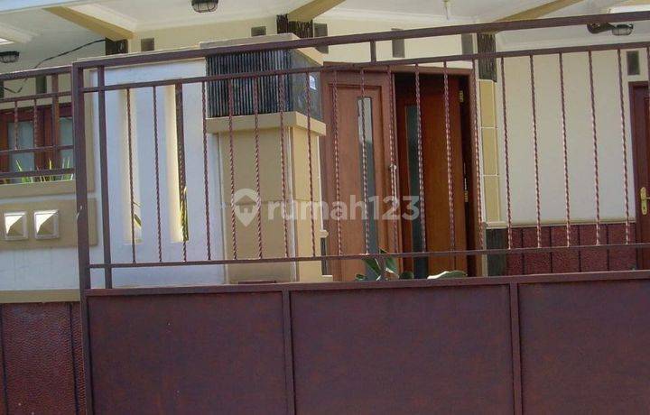DIJUAL Rumah Minimalis dan Strategis di Sukun Pondok Indah E342