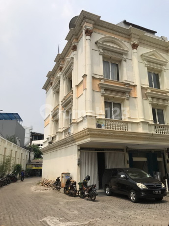 Jual Ruko Royal Palace Jakarta Selatan