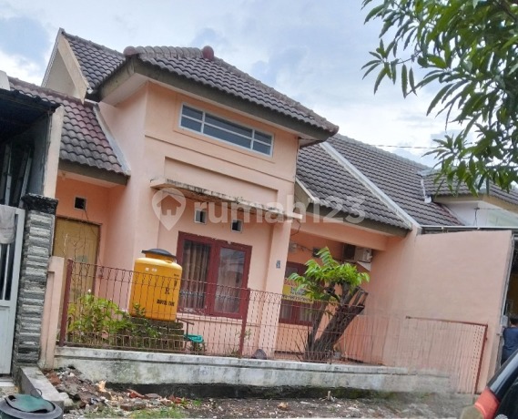 DIJUAL RUMAH PRAMBON ASRI KEPATIHAN GRESIK SEMI FURNISHED DIJUAL RUMAH PRAMBON ASRI KEPATIHAN GRESIK SEMI FURNISHED
