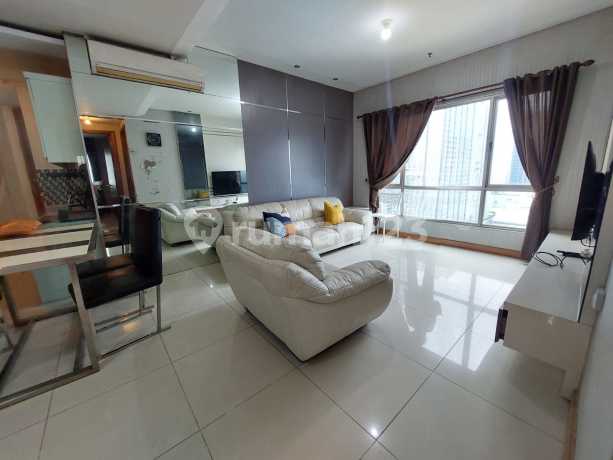 1 584. Apartemen Waterplace 3Br di Tower De Residence - Furnished & Privat Lift - Lokasi Premium Surabaya Barat