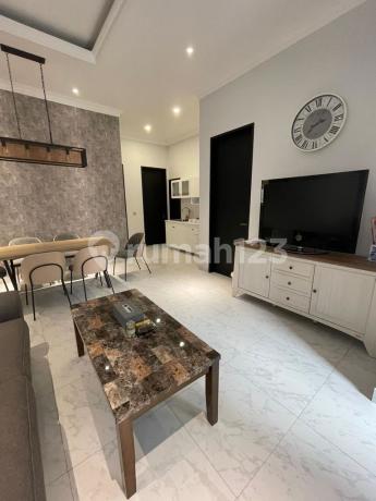 Dijual Rumah Modern Furnished 2BR Alam Hijau, Citraland 
