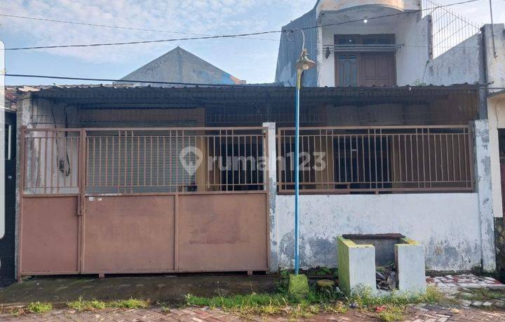 1671.  Rumah Taman Siwalan Indah Kepatihan Menganti