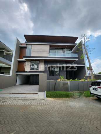 For Sale New Luxury House in Bukit Telaga Golf Citraland Surabaya - Location Near Gwalk For Sale New Luxury House in Bukit Telaga Golf Citraland Surabaya - Location Near Gwalk