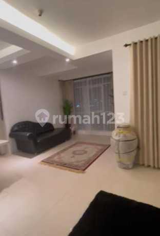 Apartement apartemen pakubuwono terrace 2 BR Semi Furnished Bagus