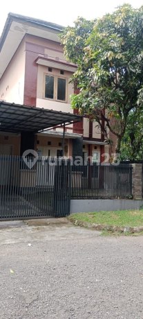 Strategic Minimalist House in Buah Batu Regency Complex Near Toll Exit