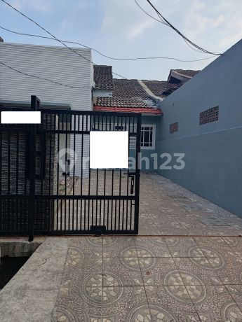 Rumah LT 148 Akses Dekat Living World Alam Sutera Bebas Banjir J24311