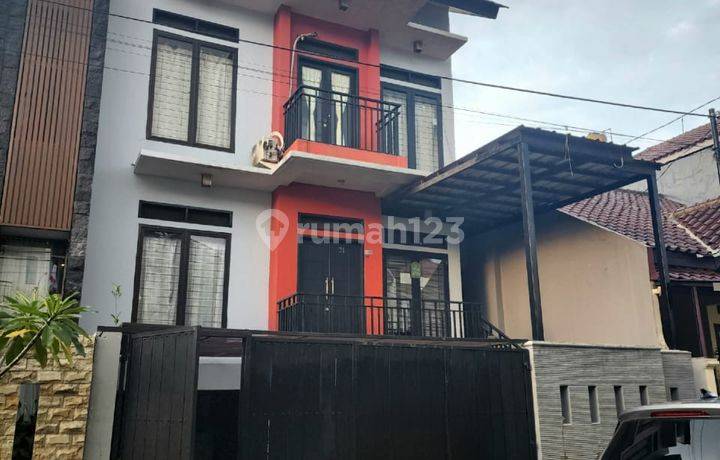 Rumah 2 Lantai View Pegunungan – Tenang, Asri, dan Strategis di Bukit Bogor Raya