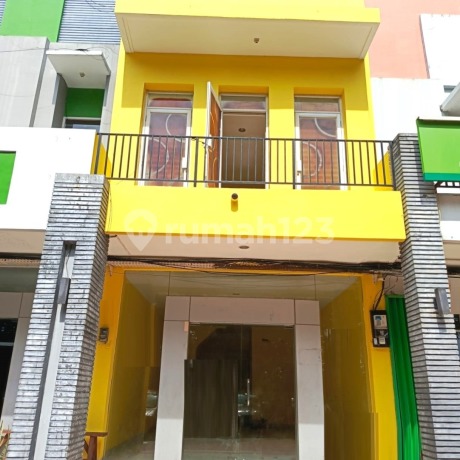 Ruko Pasadena siap pakai 2lt 67m Mutiara Gading City Bekasi