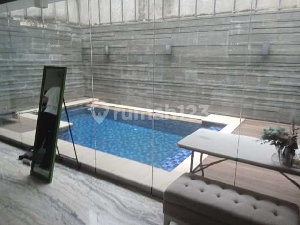 Rumah Dgn Swimming Pool Di Prima Bintaro