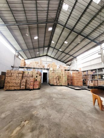 Warehouse Below Appraisal Bonus Office & Mess on Jl Raya Hankam