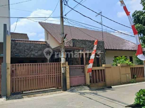 Rumah Asri Luas 300m Siap Huni Dlm Perum Bumi Makmur Jatimakmur