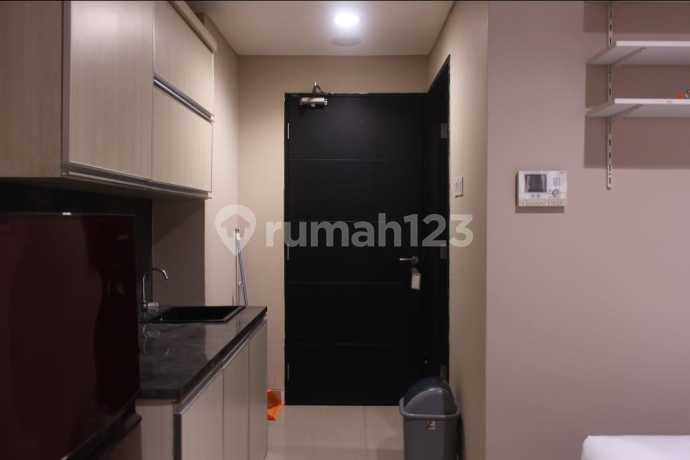 Dijual Apartemen Skyline Studio. Furnish. Murah. Dijual Apartemen Skyline Studio. Furnish. Murah.