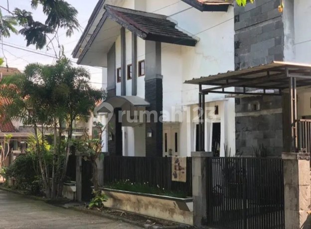 Rumah Bagus 2 Lantai di Taman Persada Asri Posisi Hook Margahayu