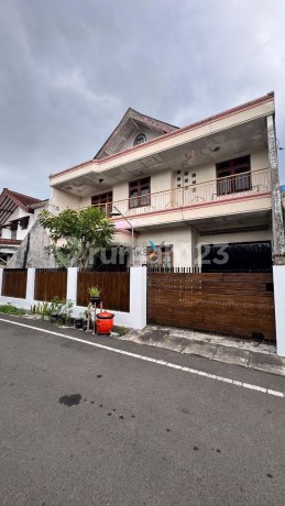 Rumah Selangkah ke Exit Tol di Karanglo Indah Malang Rumah Selangkah ke Exit Tol di Karanglo Indah Malang