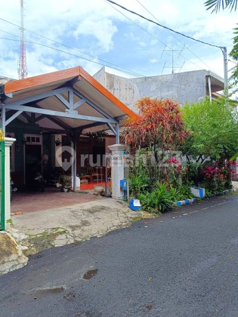 Classic House Near Unisma on Jl Tata Surya Malang