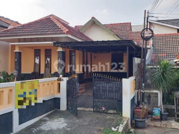 House in Jatibening Estate Bekasi for Sale Fast and Cheap House in Jatibening Estate Bekasi for Sale Fast and Cheap