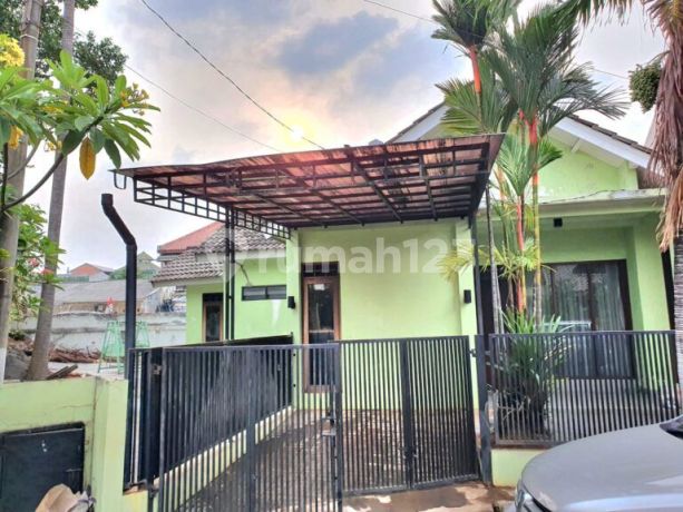 Rumah Luas Tanah Besar Lokasi Strategis Di Taman Peninsula Pekayon Bekasi Rumah Luas Tanah Besar Lokasi Strategis Di Taman Peninsula Pekayon Bekasi