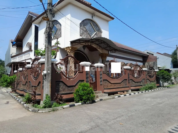 Rumah Hook Di Cluster Sakarum Pondok Melati Lingkungan Asri