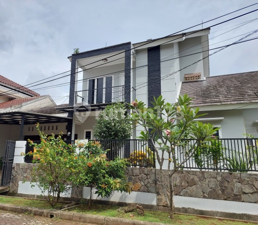 Dijual Rumah Lokasi Graha Cinere, Strategis, Dekat Tol Krukut 