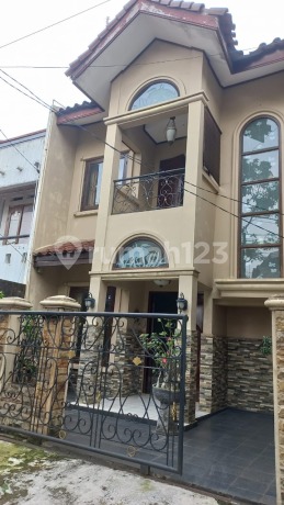 Rumah Siap Huni 2 Lantai di Bukit Griya Cinere Nyaman Dan Aman