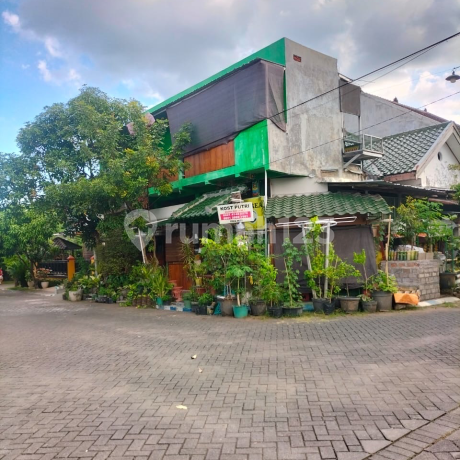 Pesona Surya Milenia 1 Menit dari UIN Khas Jember Pesona Surya Milenia 1 Menit dari UIN Khas Jember