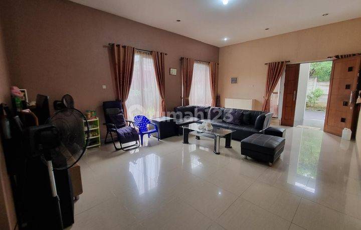 Dijual Cepat Rumah 2 Lantai di Perumahan Beranda Serpong, Tangerang Selatan