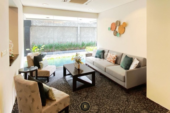Disewakan Apartemen 3BR di Simprug Park Residence Jakarta 