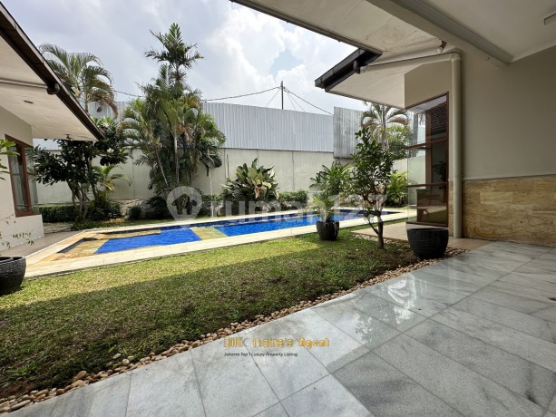 Dijual Rumah 1 Lantai dengan Luas Tanah  883m di Cipete Jakarta Selatan