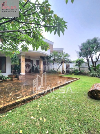 Dijual Cepat Rumah Mewah Parkiran Bisa 8 Mobil Harga Rp.44.5 M Nego Lokasi Dekat Sekolah Jis Dan Mall Area Pondok Indah Jakarta Selatan