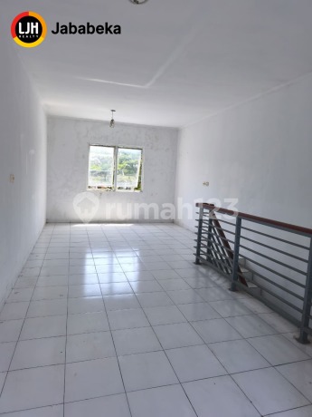 Dijual Ruko Green De Jalen Terrace Tambun Utara, Bekasi - Lokasi Ramai dan Strategis Dijual Ruko Green De Jalen Terrace Tambun Utara, Bekasi - Lokasi Ramai dan Strategis