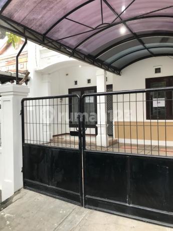 Sell House in Rungkut Kosagrha, Medokan Ayu, Near UPN University