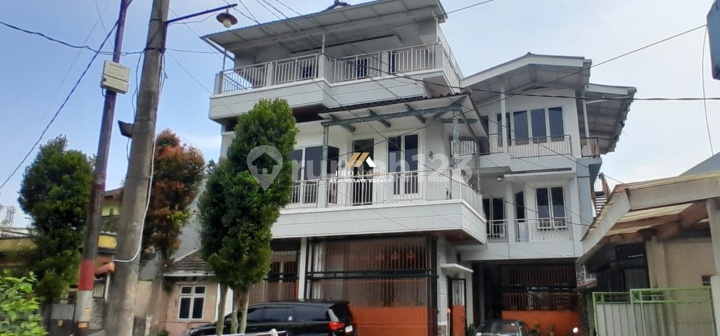 Dijual Rumah Huni 3 Lantai di Villa Mutiara Lido, Cigombong