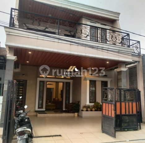 Dijual Rumah Huni 2 Lantai Dekat Tol di Villa Bogor Indah 2
